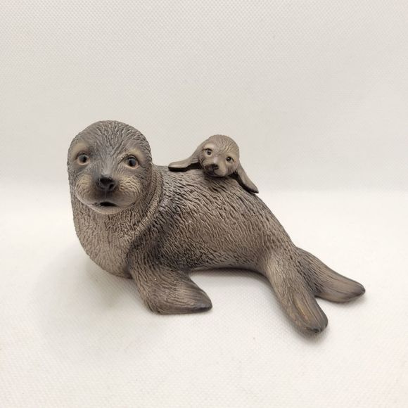 Seal Family Harvey Knox Vintage  Porcelain Figurine Made In Japan - Picture 2 of 13